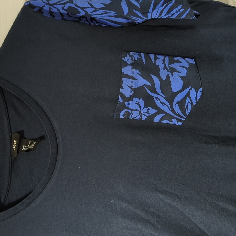 Designer tee